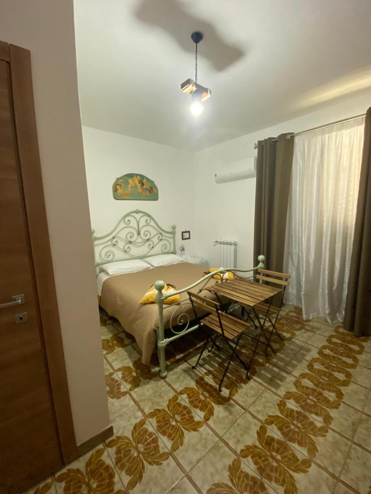 Hotel La Badia Messina Zimmer foto